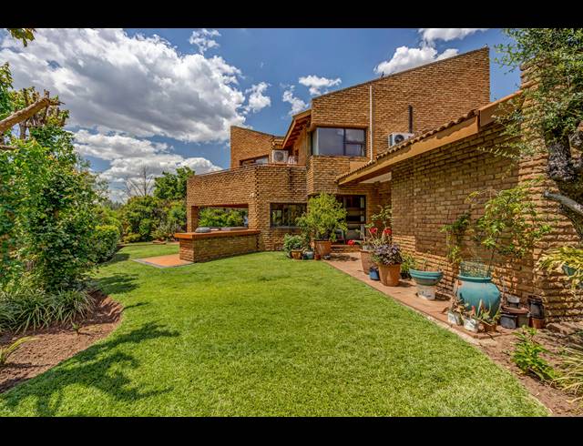 4 BEDROOM HOUSE FOR SALE IN DAINFERN GOLF ESTATE